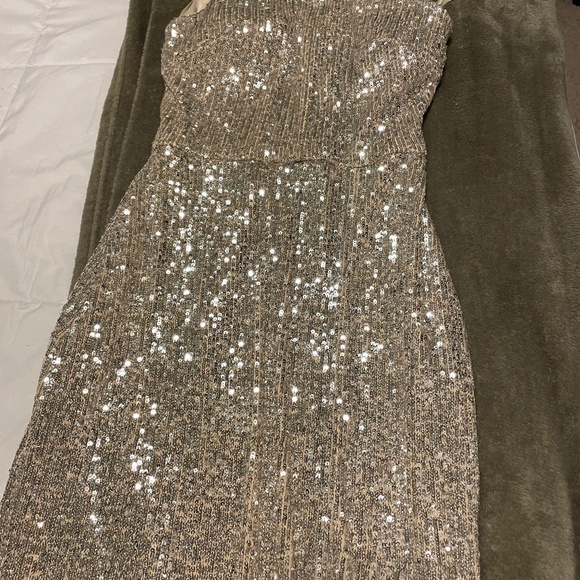 Xscape One-Shoulder Sequin Gown - Picture 5 of 7